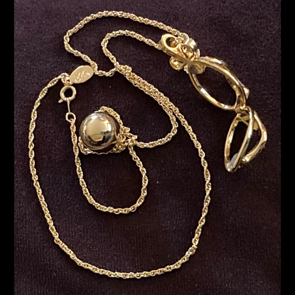 🎄Joan Rivers Gold Plated Crystal Egg Shaped Pendant Necklace NWT! - Picture 10 of 11